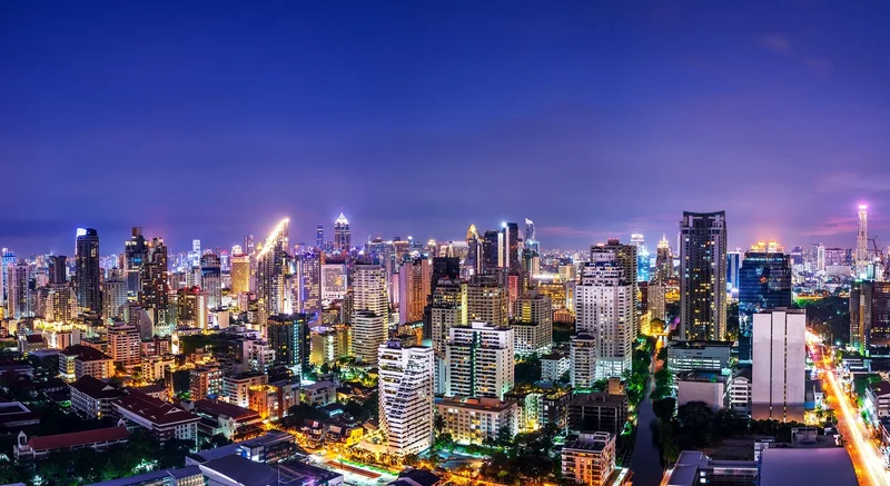 Nairobi: Hospital drama and art auctions – What's going on?